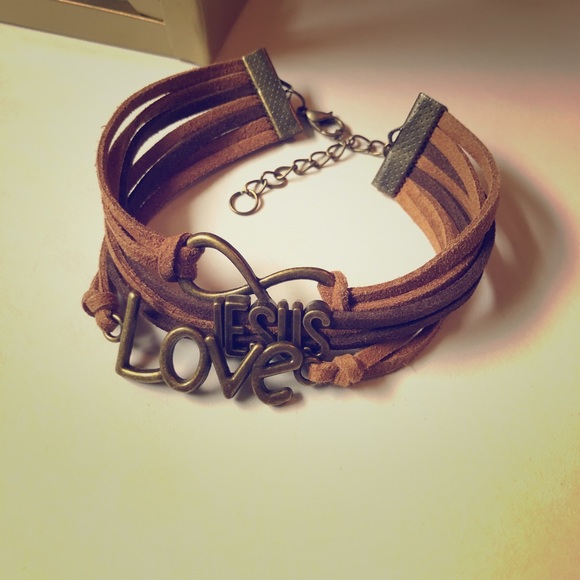 ❗️3/$7 Leather stacked bracelet - Picture 1 of 2